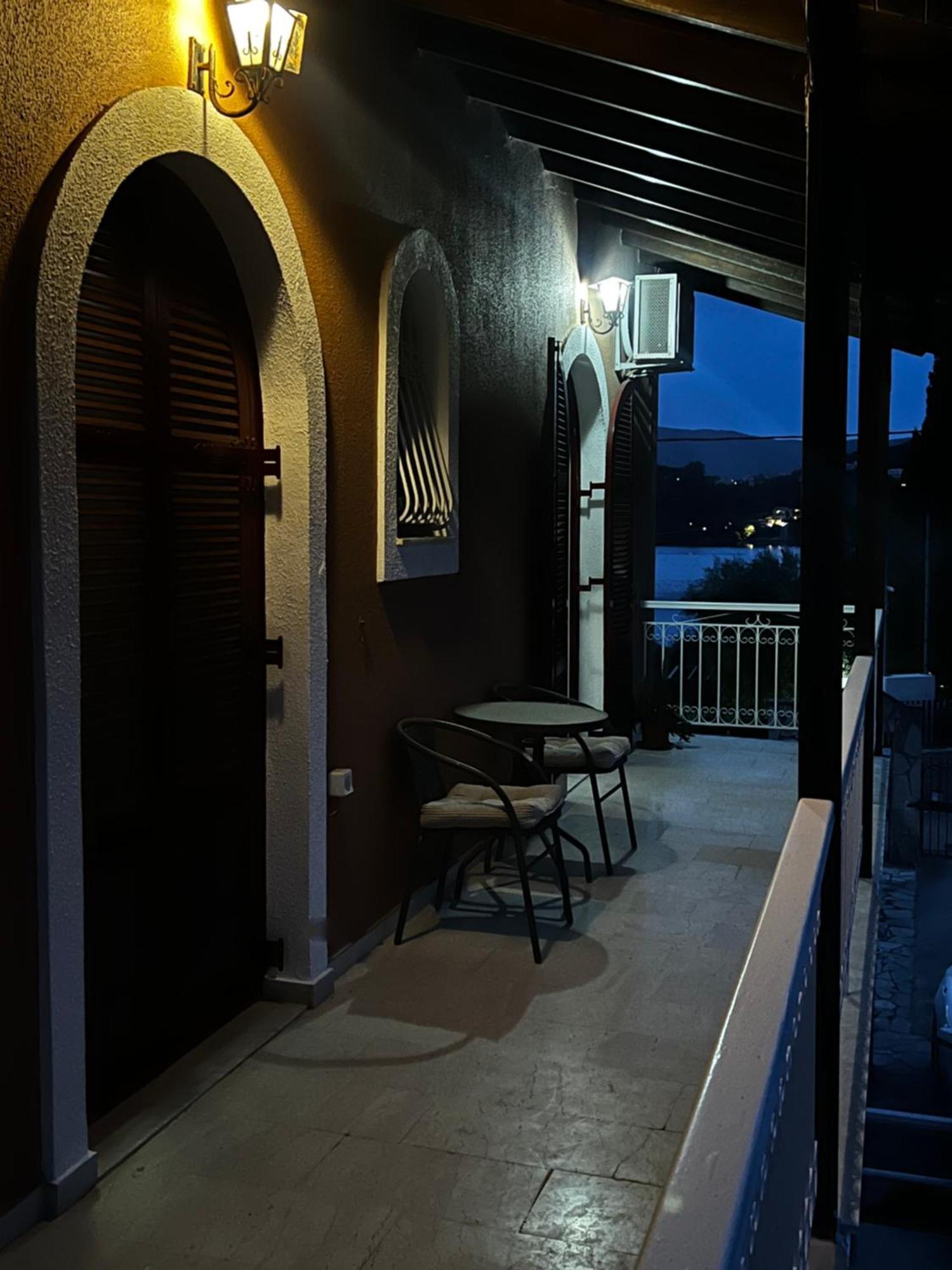 Villa Nisi Gerekou Kontokali Exteriör bild